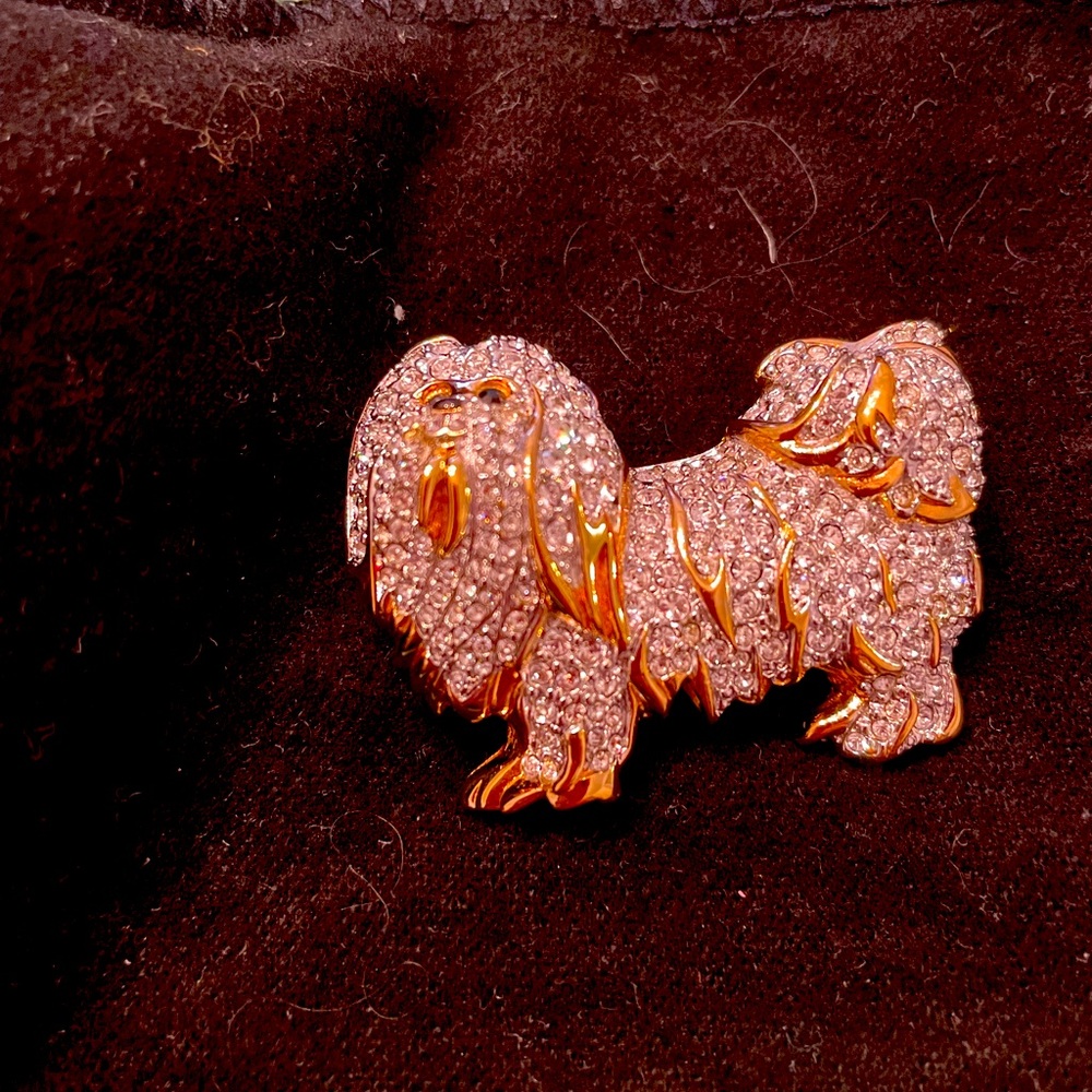 Beautiful Maltese pin